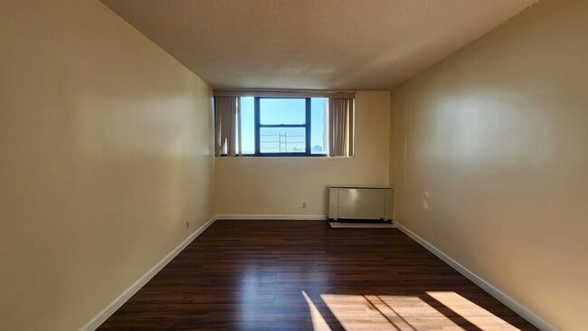Building Photo - 280 Marin Blvd