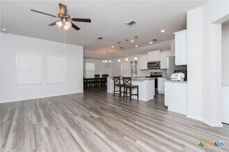 Building Photo - 1307 Prospector Trl