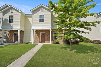 Building Photo - 612 Trellis Square