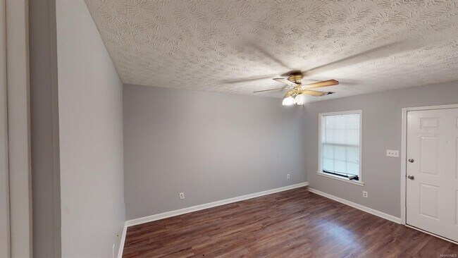 Foto del edificio - 173 E 6th St