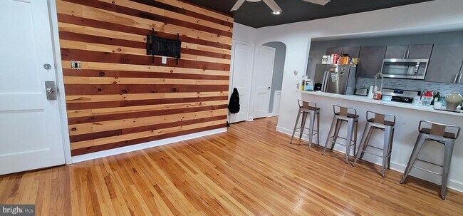 Foto del edificio - 8247 Fayette St