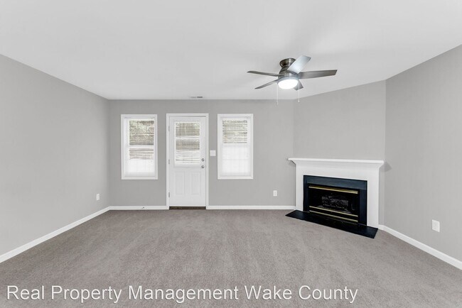 Building Photo - 2 br, 2.5 bath House - 1 Mandy Court