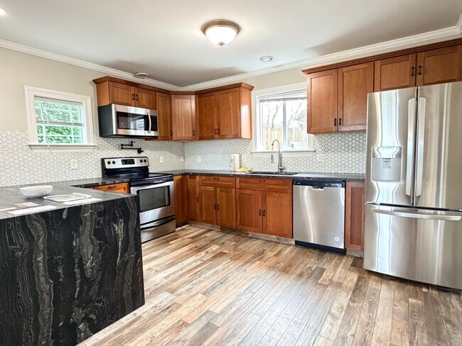 Foto del edificio - 1854 Hillcrest Ave