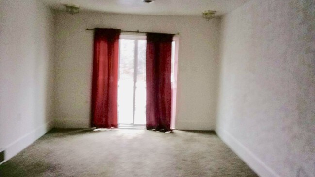 Building Photo - 1347 Wadsworth Dr