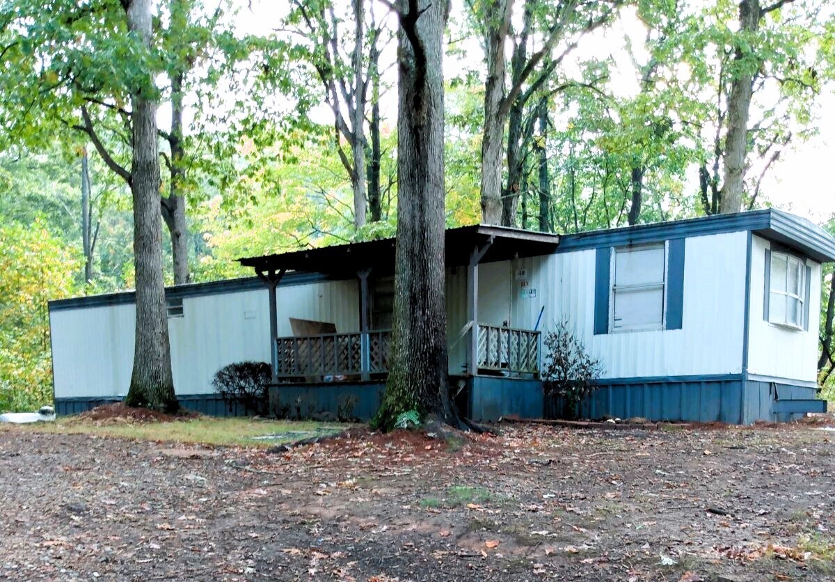 40 Pauline Dr, Clermont, GA 30527 House Rental in Clermont, GA