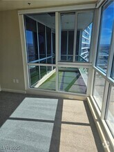 Building Photo - 4525 Dean Martin Dr