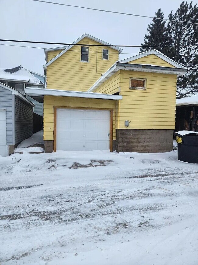 Foto del edificio - "Charming 1-Bed Gem in Virginia, MN – Perfect for Cozy Living!"