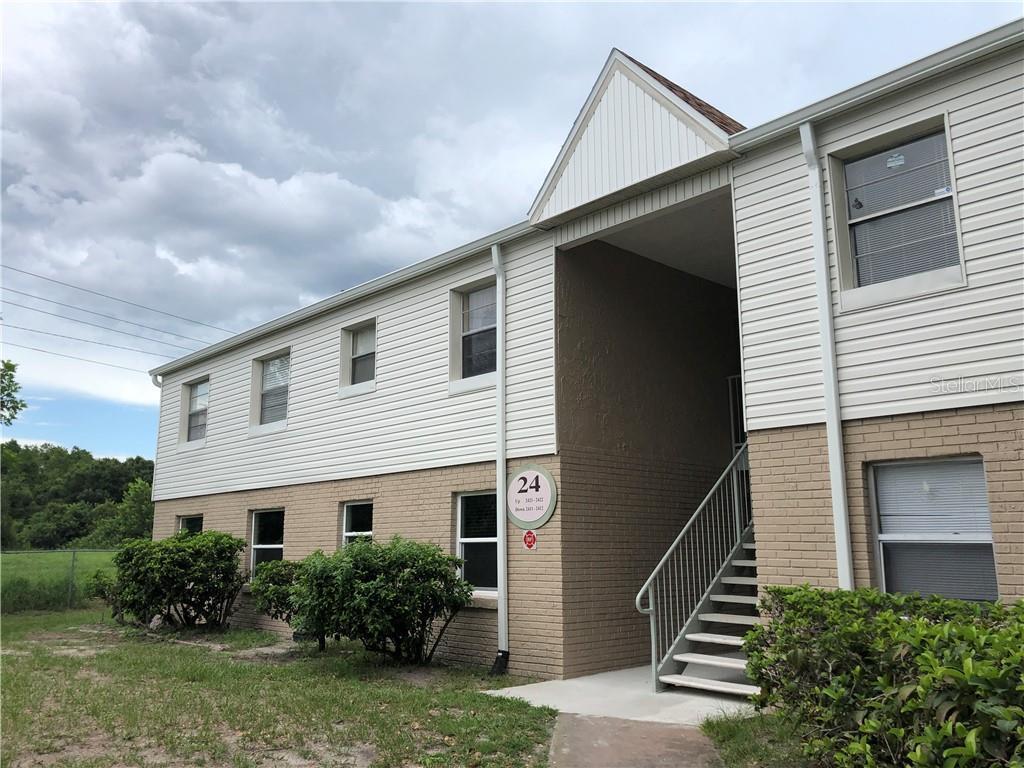 Primary Photo - 7210 N Manhattan Ave