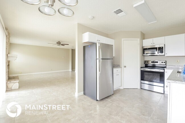 Foto del edificio - 7110 Ridge Port Dr
