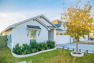 Building Photo - 9905 Comely Bnd