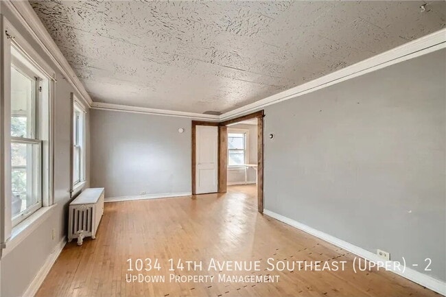 Foto del edificio - 1034 14th Ave SE
