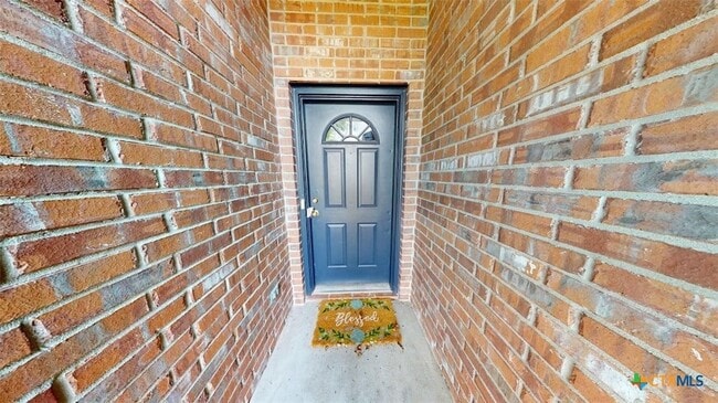 Building Photo - 106 Cedar Ridge Dr