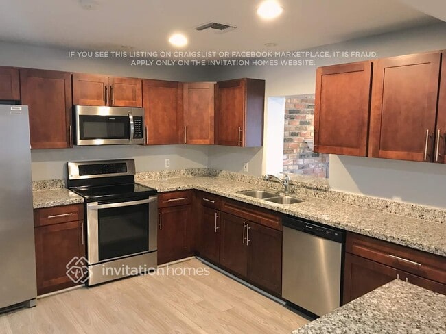 Foto del edificio - 6832 NW 27th Terrace