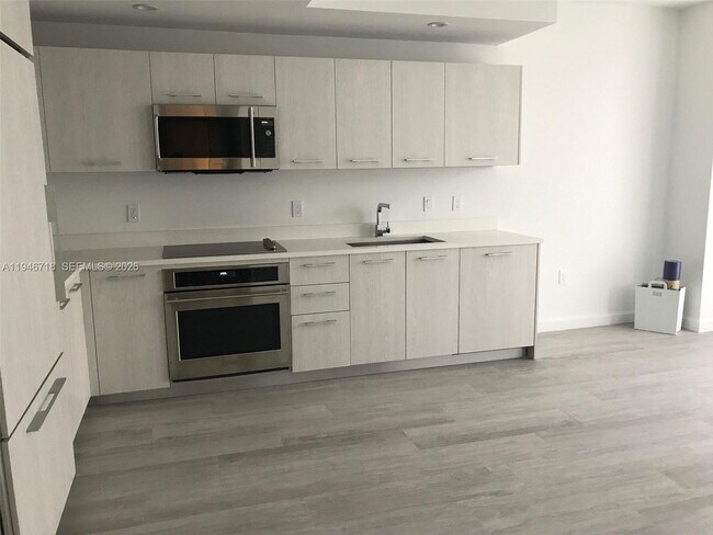 Foto del edificio - 55 SW 9th St