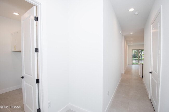 Foto del edificio - 618 N Duss St