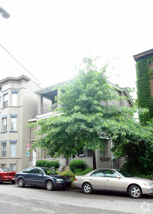 Building Photo - 710-712 Summerlea St