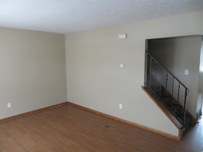 Building Photo - 416 Barnett Rd