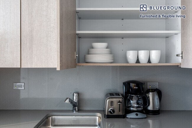 Foto del edificio - 101 W 15th St