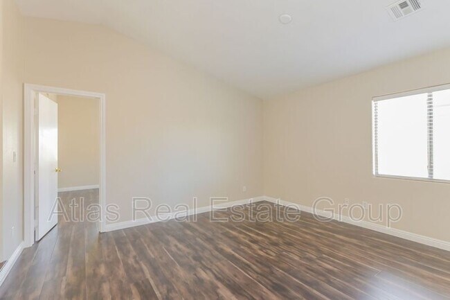 Building Photo - 163 Sitka Spruce St