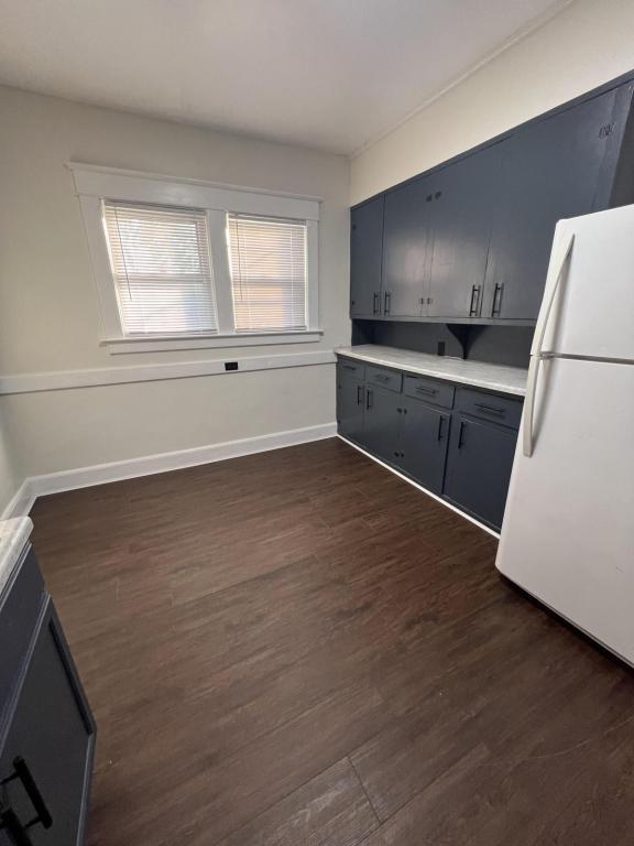 Building Photo - 301 Folts St