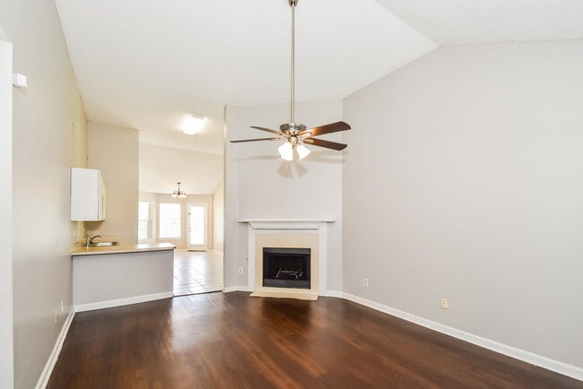 Building Photo - 6795 Black Oak Dr