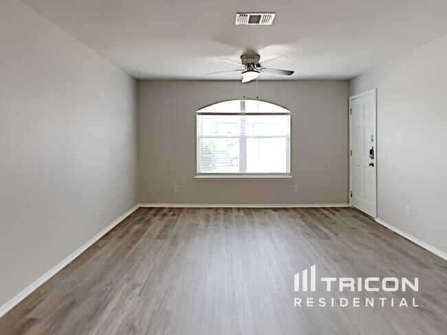 Foto del edificio - 10607 Shaencrest