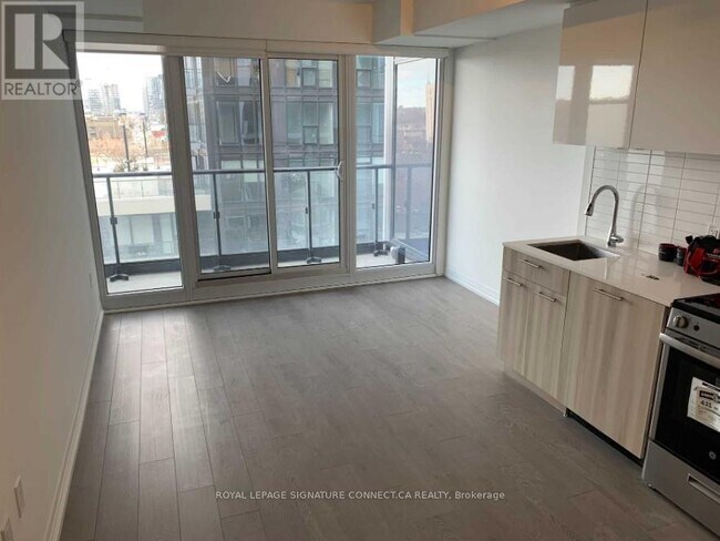 Photo du bâtiment - 251 Jarvis St