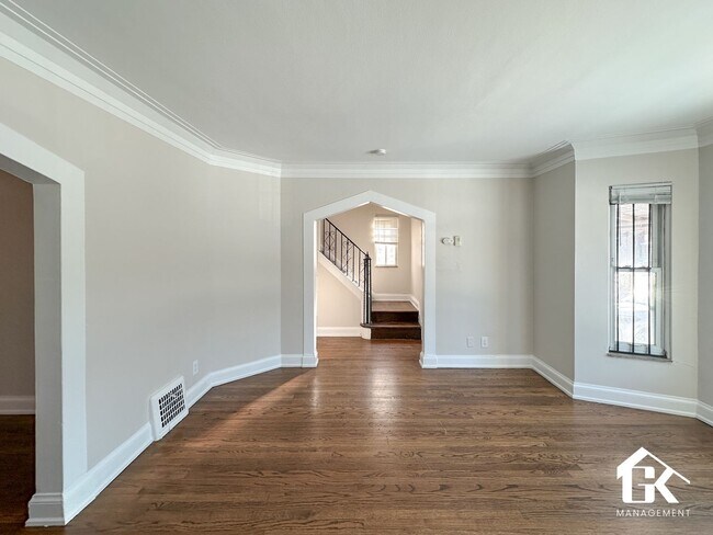Building Photo - 16182 Greenlawn St