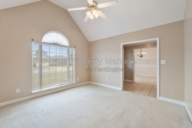 Foto del edificio - 3495 Essex Pl