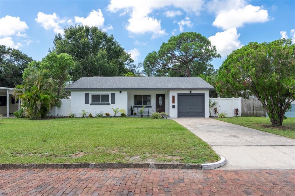 Foto principal - 5840 Dartmouth Ave N