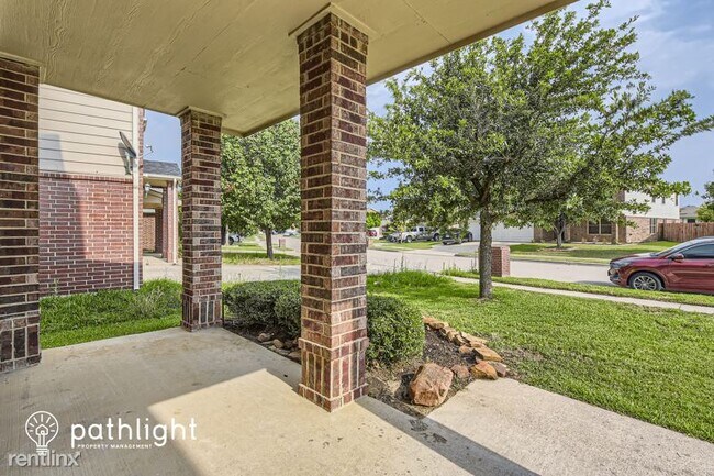 Building Photo - 6 br, 4.5 bath House - 4877 Trail Hollow D...