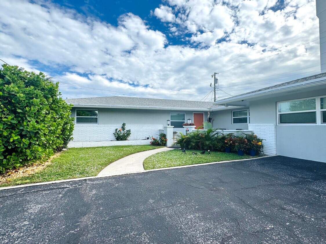 Foto principal - 310 53rd St