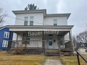 Building Photo - 412-414 W 4th St