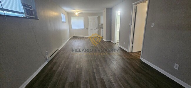 Foto del edificio - Renovated 1-Bedroom at Campbell Apartments Near Downtown Available NOW!