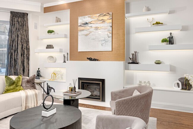 Foto del edificio - 32 E Bellevue Plz