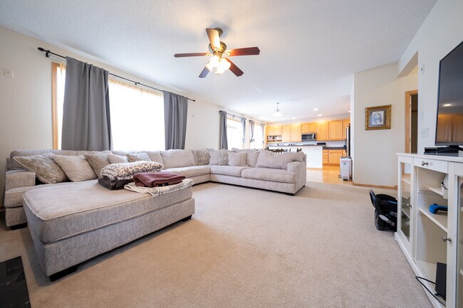 Foto del edificio - 1848 Legacy Ln