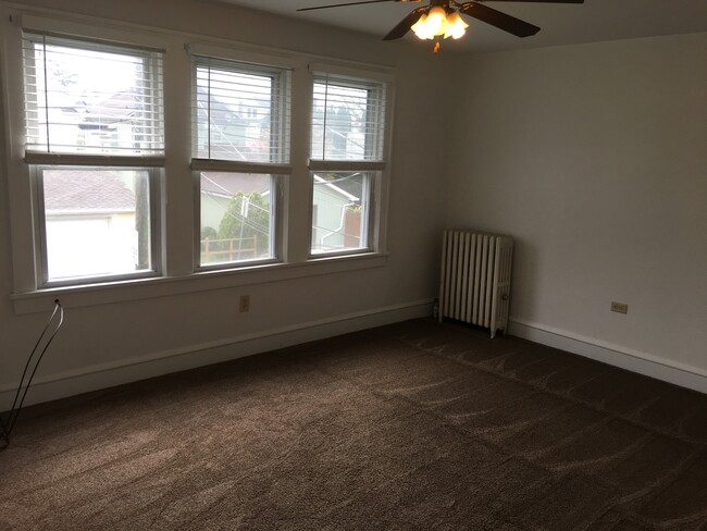 Living Room with lots of natural light - 30 Dilley St