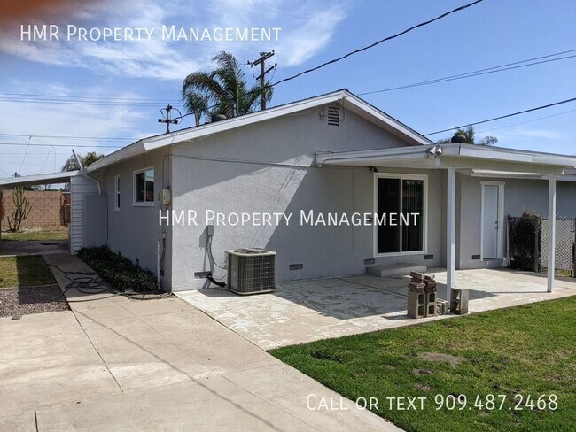 Building Photo - Totally remodeled home with huge yard