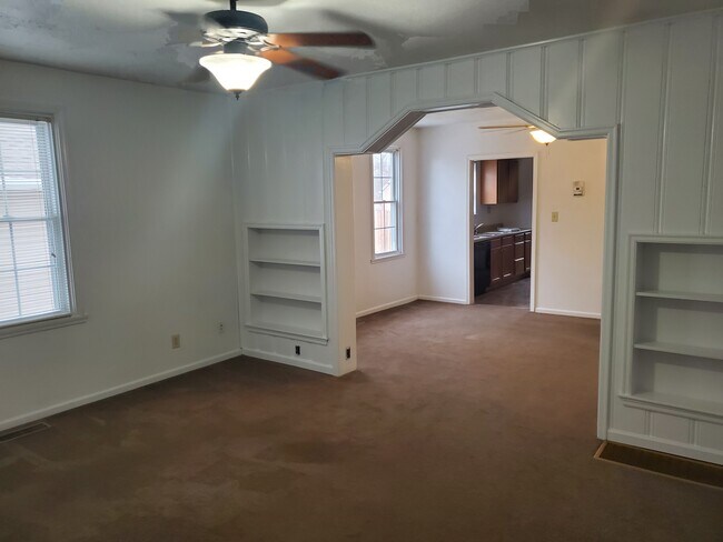 Living Room view to Dining Room - 816 W Rollins St