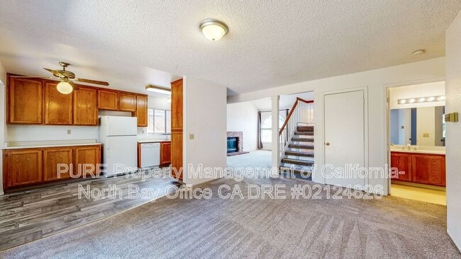 Building Photo - 7474 Mercedes Way