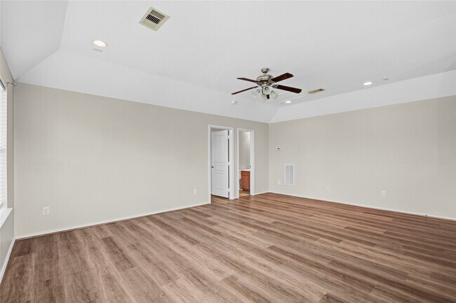 Foto del edificio - 28310 Rollingwood N Loop