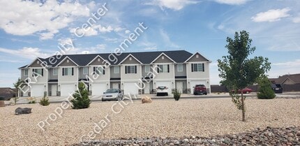 Building Photo - 485 1425 N St
