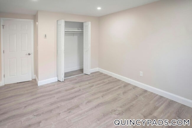 Building Photo - 71 Presidential Dr