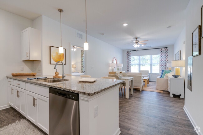 2BR, 2BA - 1,068SF - Exchange at Orange Park