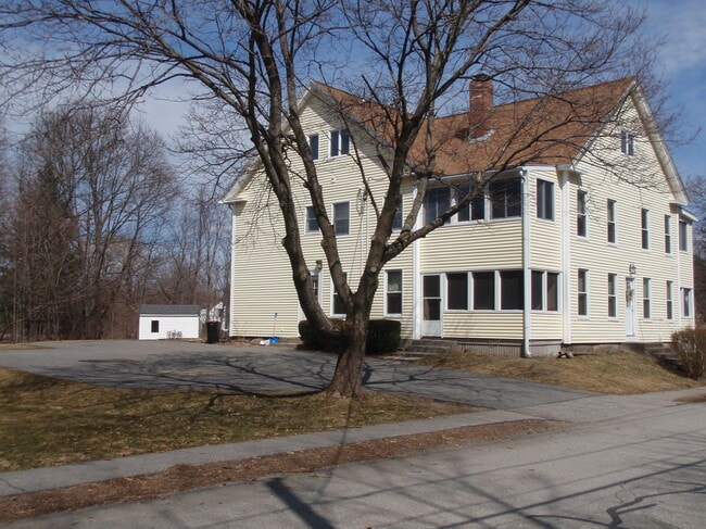 Building Photo - 8 Elm St
