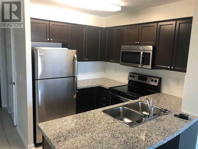 Photo du bâtiment - 3 Michael Power Pl