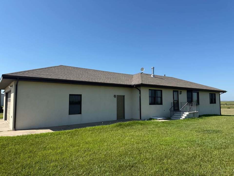 Primary Photo - 35270 W Walker Rd