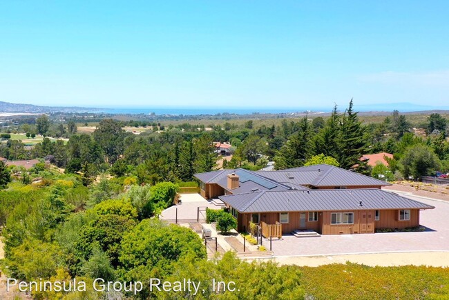 Building Photo - 3 br, 2.5 bath House - 23730 Spectacular B...