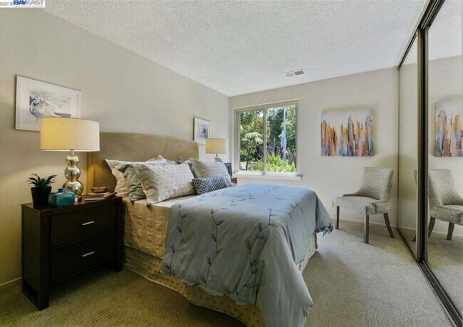 Foto del edificio - 3350 Fir Ave