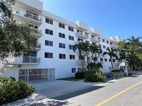 Building Photo - 1666 West Ave